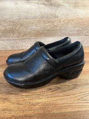 b.o.c. born Concept Black Leather Slip-On Clogs Women’s Size 9